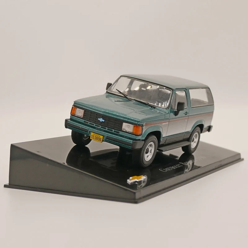 Модель автомобиля под давлением Ixo 1:43 Chevrolet bonanzia 1990 металлическая игрушка|ixo