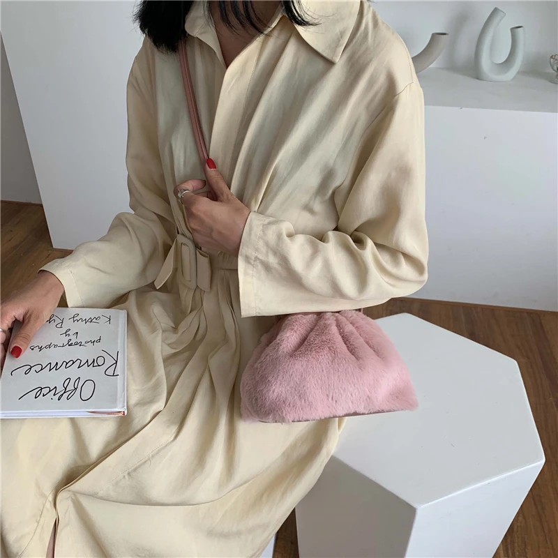 Женская простая сумка мессенджер из пельменей 2019 плюшевая через плечо