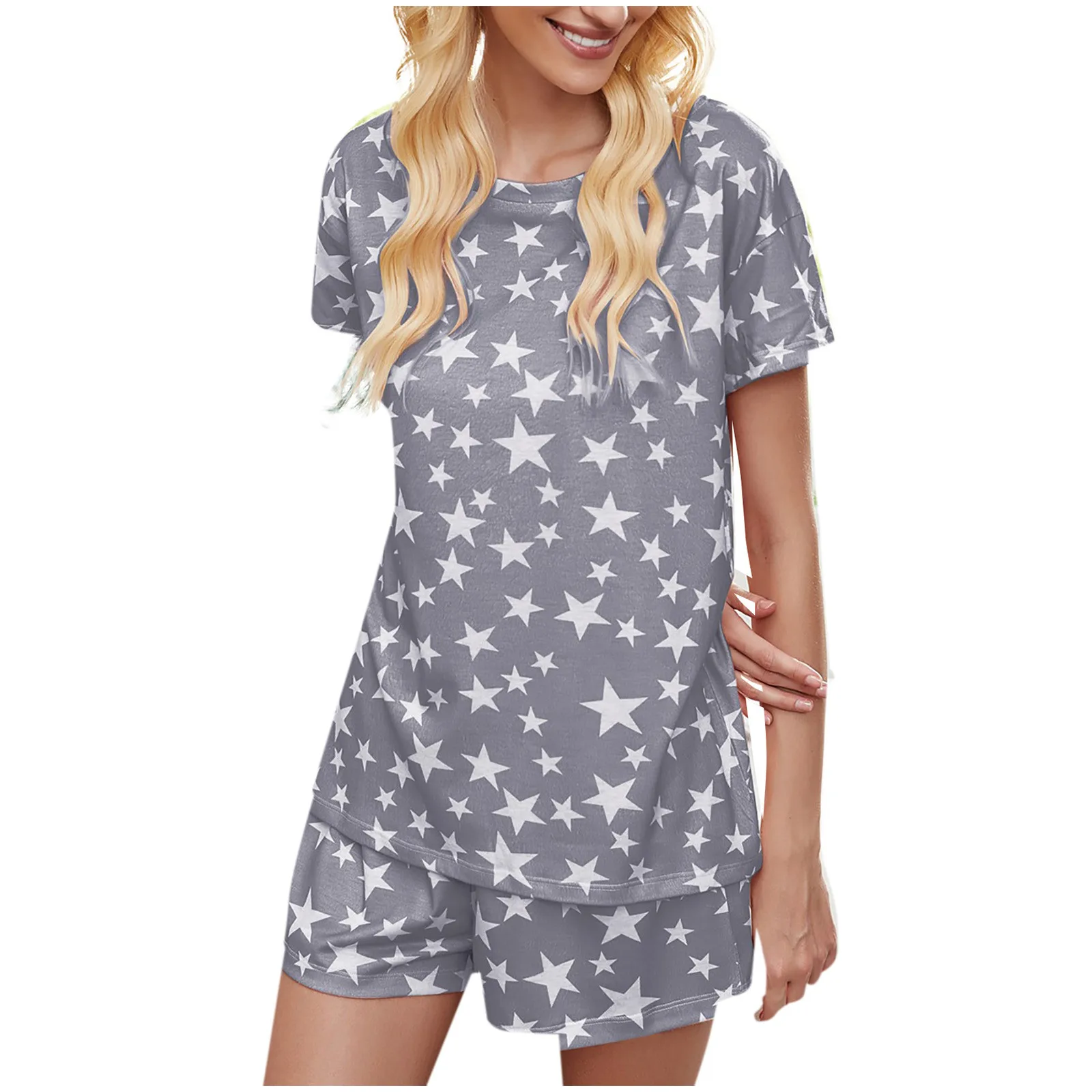 

Casual Suits Women's Tracksuit 2 Piece Set T-shirt And Shorts Sports Suits Summer Shorts Set Female 2021 еняя дежда енская