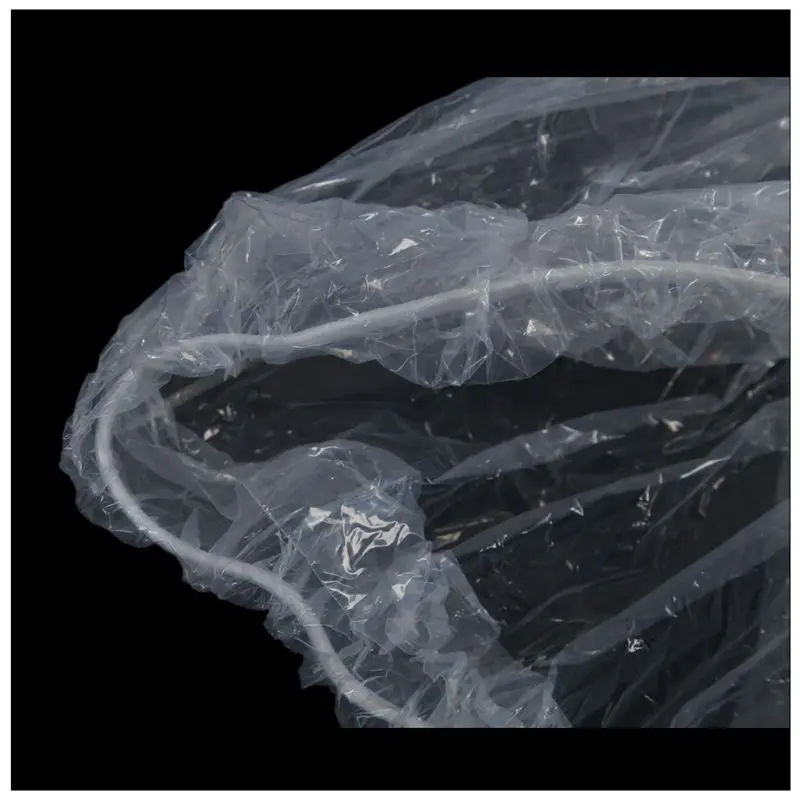 Одноразовый полиэтиленовый чехол для автомобиля пылезащитный