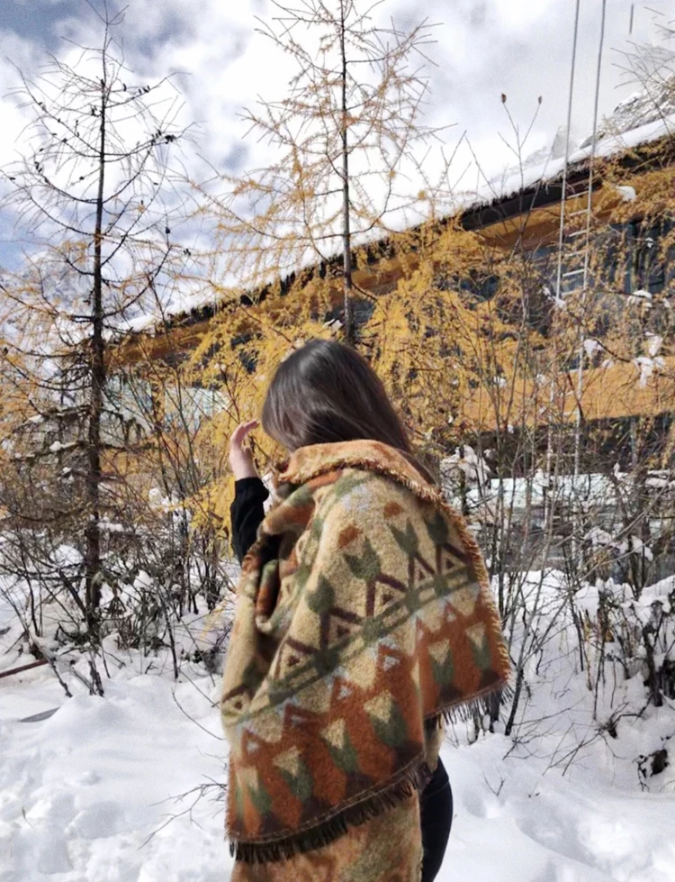 VANOVICH Tibet Retro Ethnic Travel Warm Shawl 2022 Autumn and Winter New Womens Coats Capes |