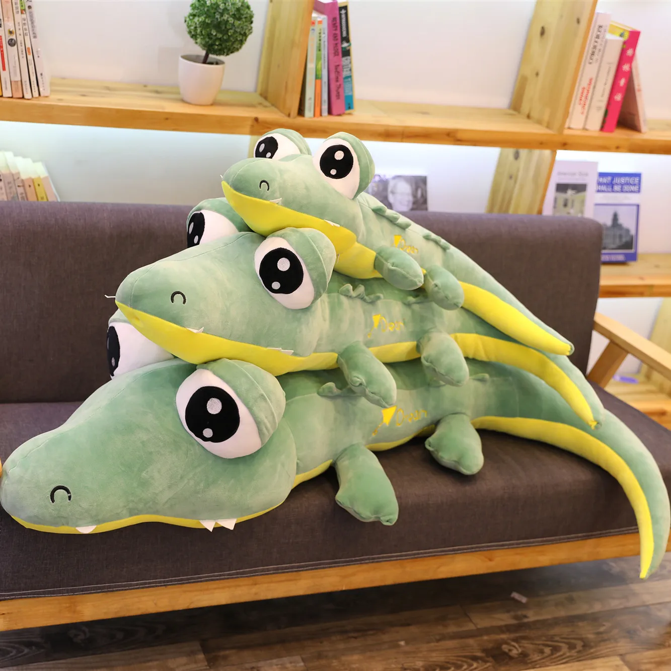 

100-170cm Big Eyes Crocodile Plush Toys Sofa Cushion Soft Simulation Alligator Pillow Stuffed Animals Doll for Kids Girls Gift
