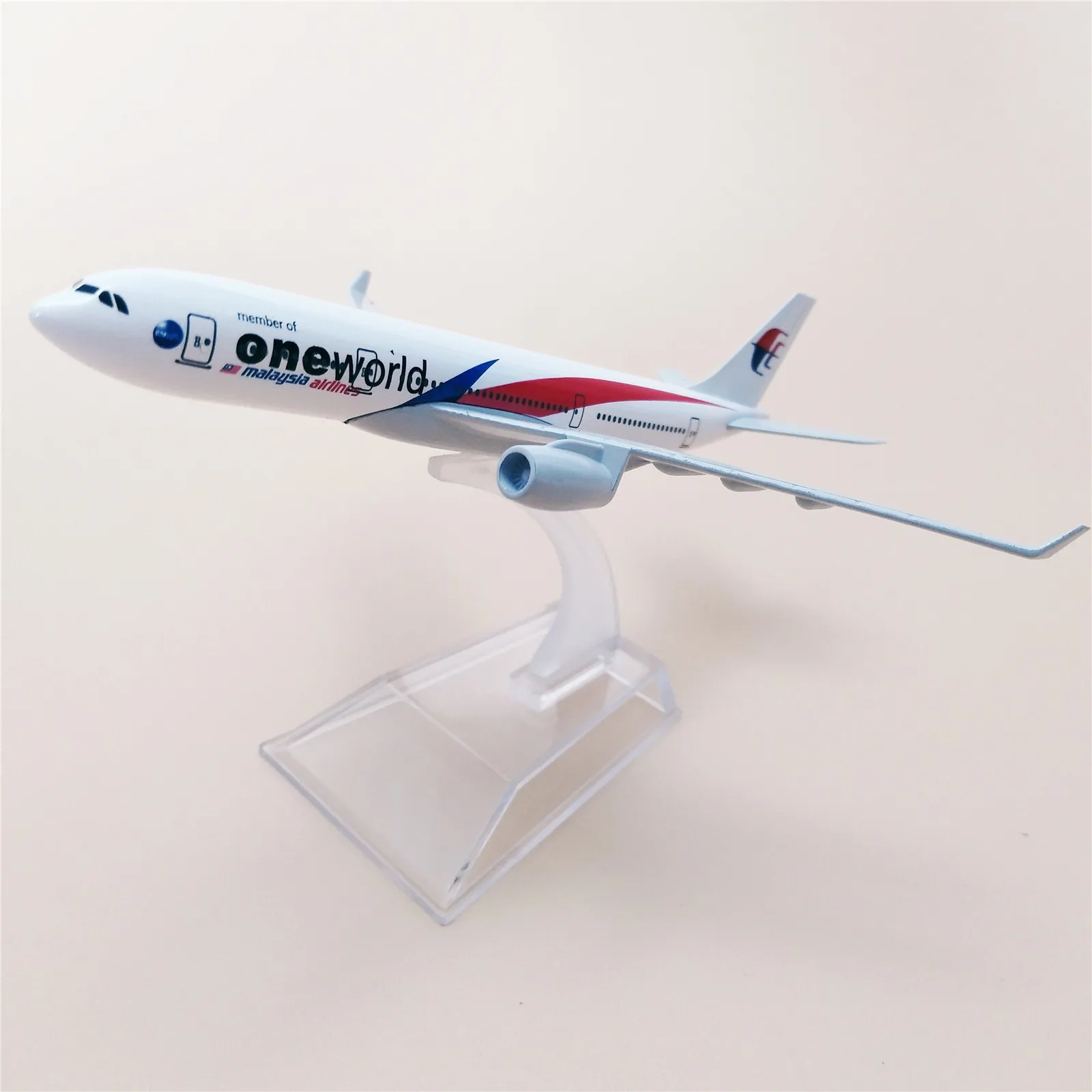 16 см Air ONE WORLD Malaysia Airlines A330 Airbus 330 Модель самолета сплав металлический самолет литье