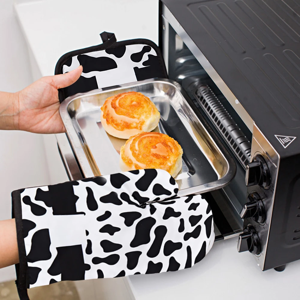 

2pcs Insulation Gloves Leopard Pattern Kitchen Pad Cooking Microwave Gloves Baking BBQ Oven Potholders Oven Mitts Kitchen Gloves