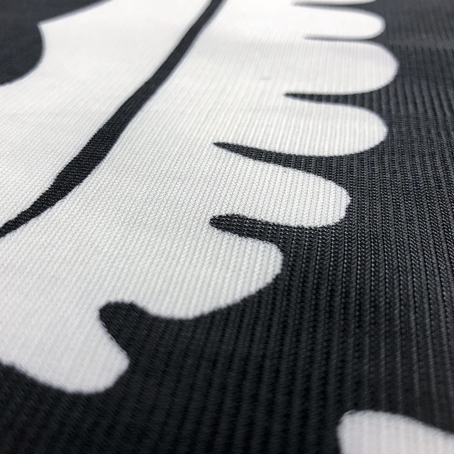 Флаг с черепом скрещенными косточками 90x135 см | Дом и сад