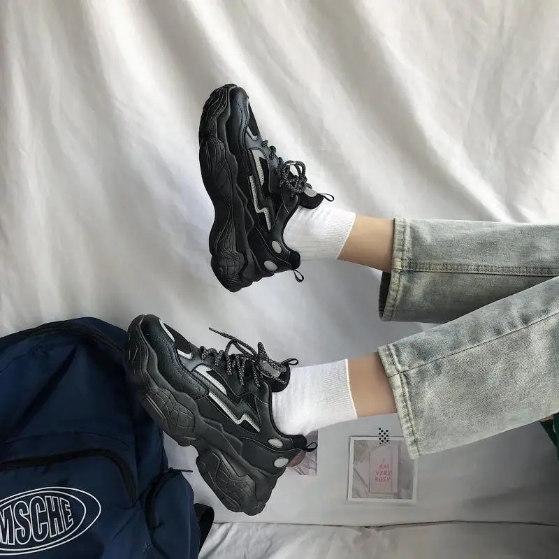 Женские светящиеся кроссовки на платформе дизайнерские теннисные туфли весна