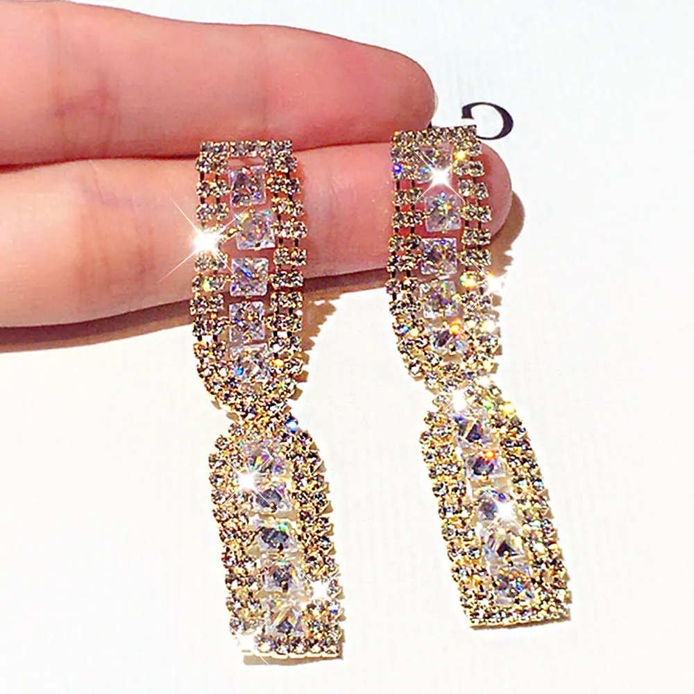 

JUWANG NEW Super Flash Geometry Temperament Earrings for Women Simple Classic Romantic Atmosphere Fashion Exquisite Jewelry