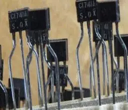 100 шт./лот 2SC1741AS 2SC1741A C1741 TO-92S с алюминиевой крышкой 50В 0.5A кремниевый npn-транзистор -