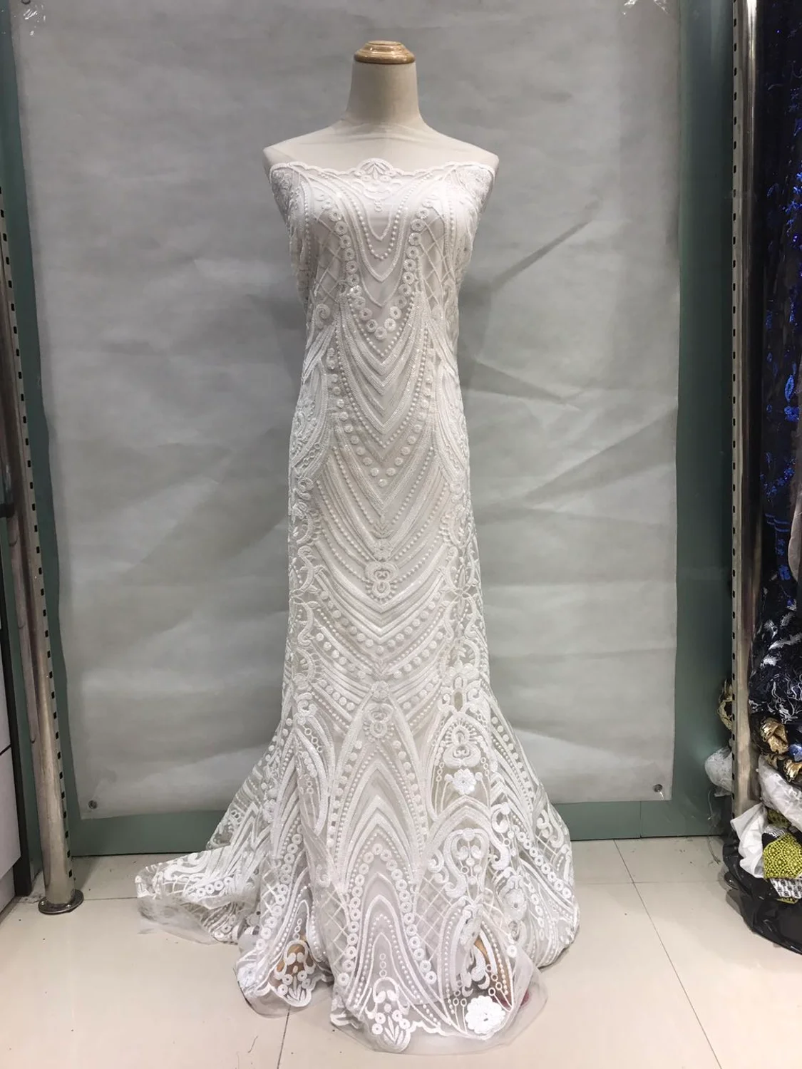 2020 высокое качество золотые пайетки кружевная ткань вышивка французский тюль