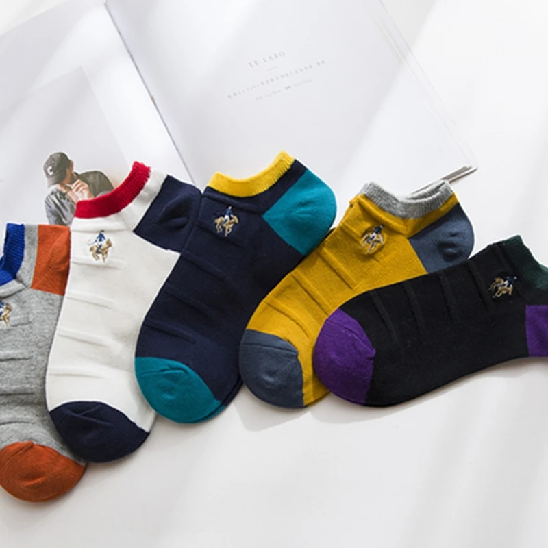 Trendy casual men's gift box packaging absorbent cotton socks breathable men 5 colors mixed with wrinkle socks