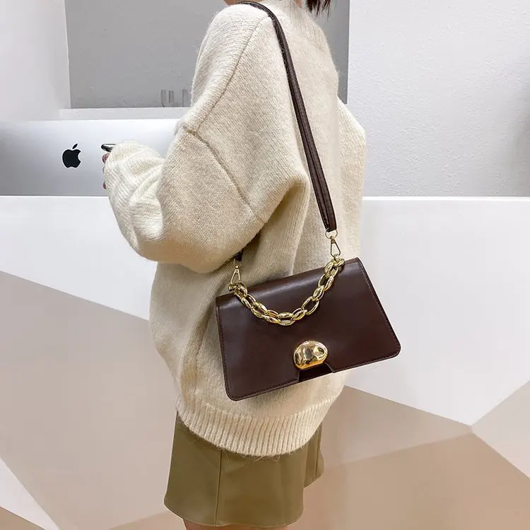 

Модные женские сумки на плечо с цепочкой 2021, однотонная сумка из искусственной кожи с клапаном, женские маленькие квадратные сумки-мессендж...