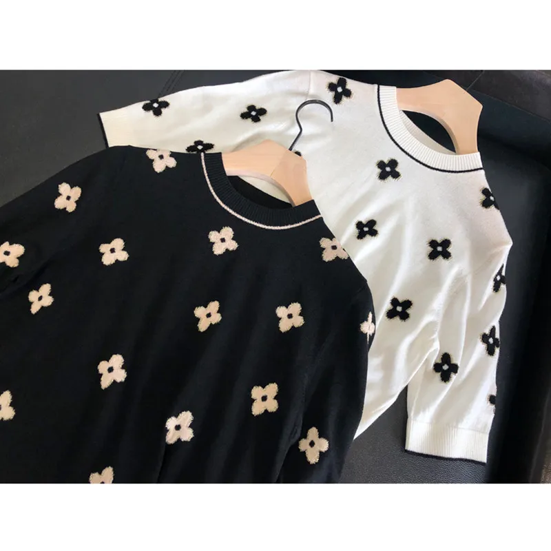 

2021 Female Summer Luxury Brand Designs Knitting T-Shirt Ladies Floral Print O-Neck Short Sleeve Tees Women Clothes Sweet Tops