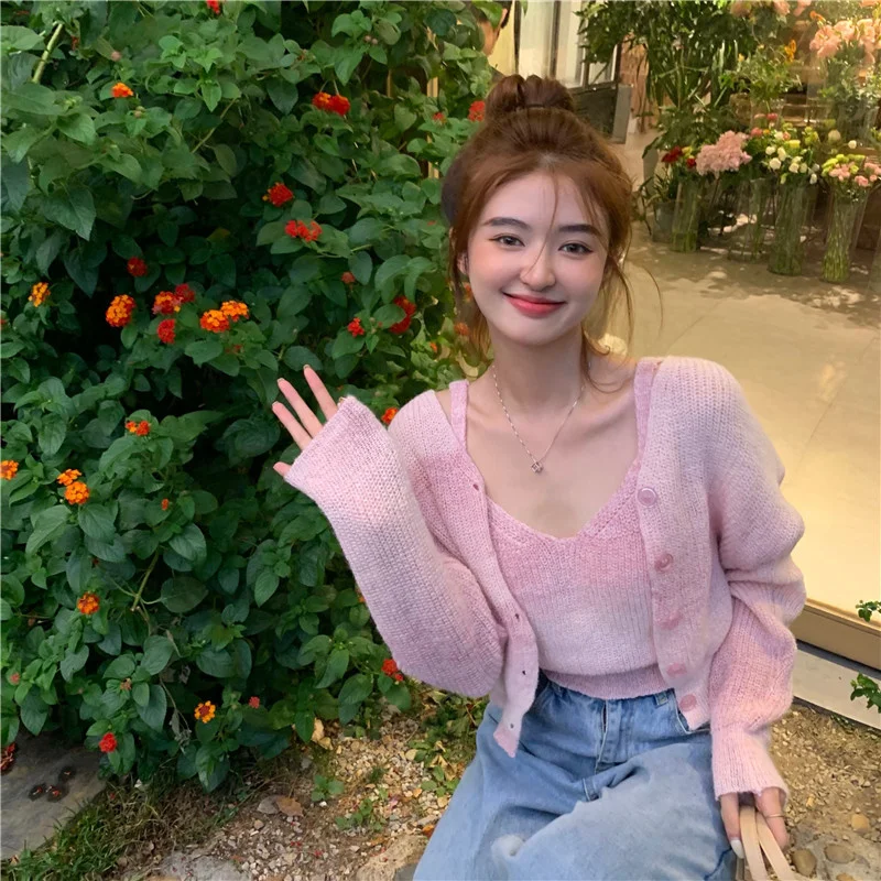 Розовый свитер пальто стильный костюм вязаный жилет на бретелях комплект из двух