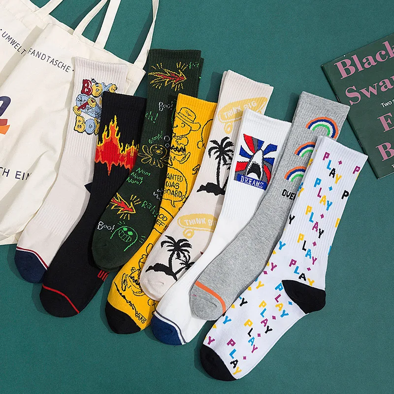 

Cartoon octopus Men Socks Casual Cute Print Doodle Middle Tube Socks Sports Cotton Absorb Sweat Breathable Autumn Winter Mujers
