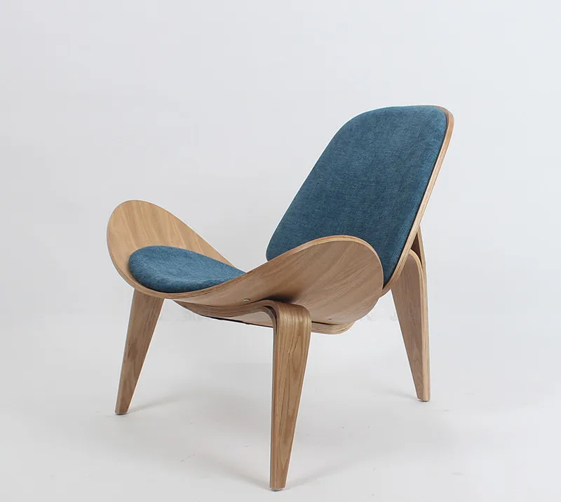 Стул с трехножной оболочкой в стиле Ханса Вегнера фанерная ткань обивка мебель