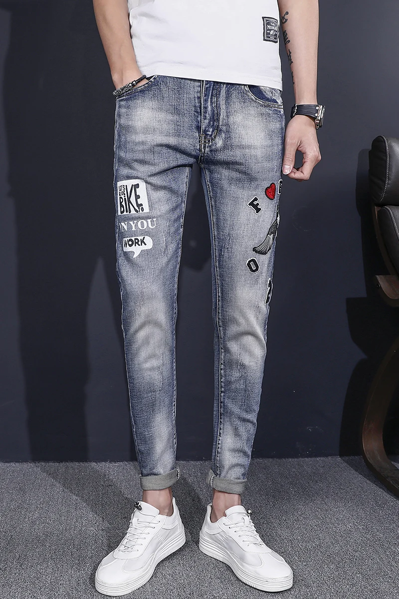 Весенние и осенние мужские джинсы с принтом в европейском американском стиле