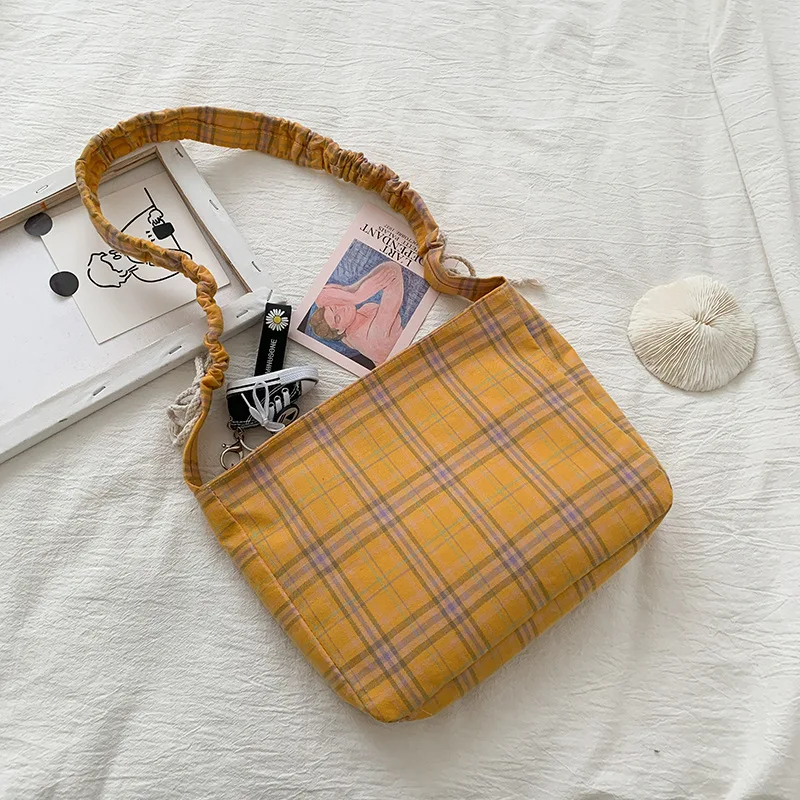 

2020 new canvas plaid bag small fresh literary style shoulder bag zipper plaid handbag bag