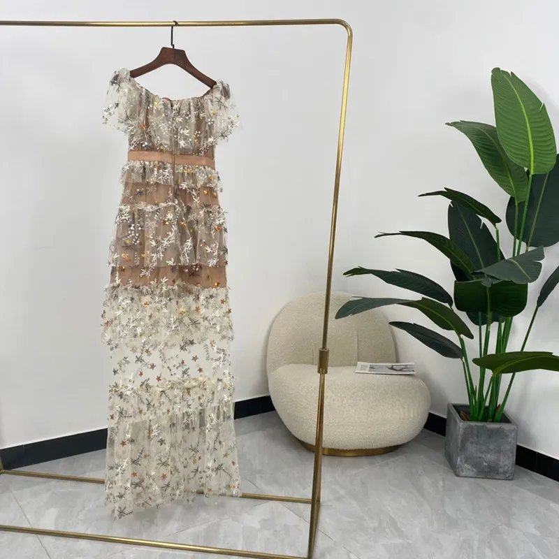 

Summer Women Fashion A-line Floral Embroidery Sequins Mid-calf Dresses High Quality