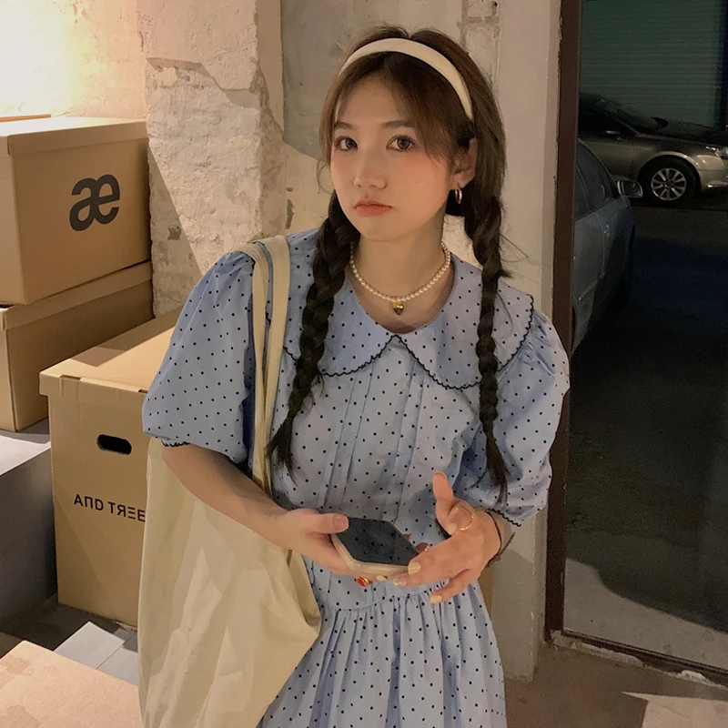 

Платья для женщин