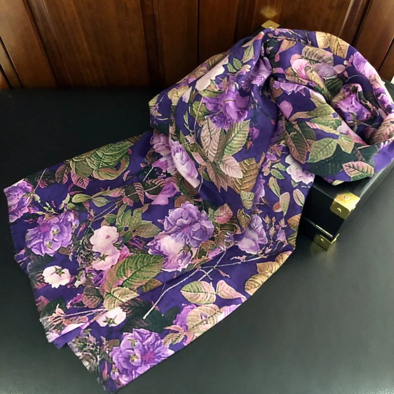 

Lightweight 100% Cashmere Scarf Pashmina Vintage Roses Print Autumn Winter Scarves Wraps Shawl for Women 200*100cm