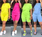 Женская одежда из двух предметов ярких цветов футболка с коротким рукавом и круглым вырезом облегающие шорты простой стиль спортивный костюм наряды