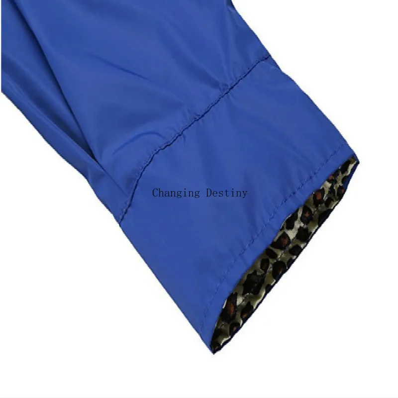 Женский плащ дождевик легкая водонепроницаемая куртка с капюшоном для занятий