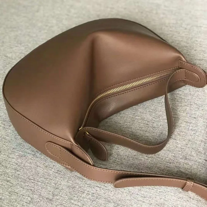 

High Quality Womens New Fashion Armpit Shoulder Bag Genuine Leather Casual Handbag Vintage Saddle Bag Cowhide Crossbody Bags