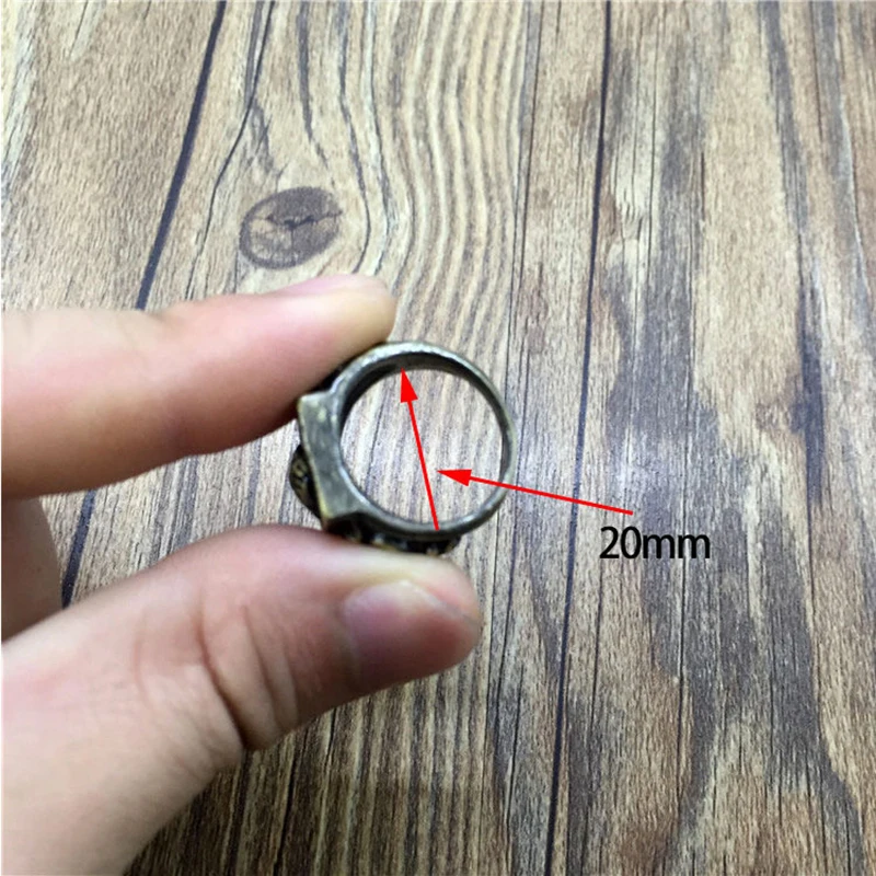 

Anime Attack Action Figure on Figures Titan Alloy Ring Wings Of Liberty Flag Finger Rings Accessories For Men Women Jewelry Gift