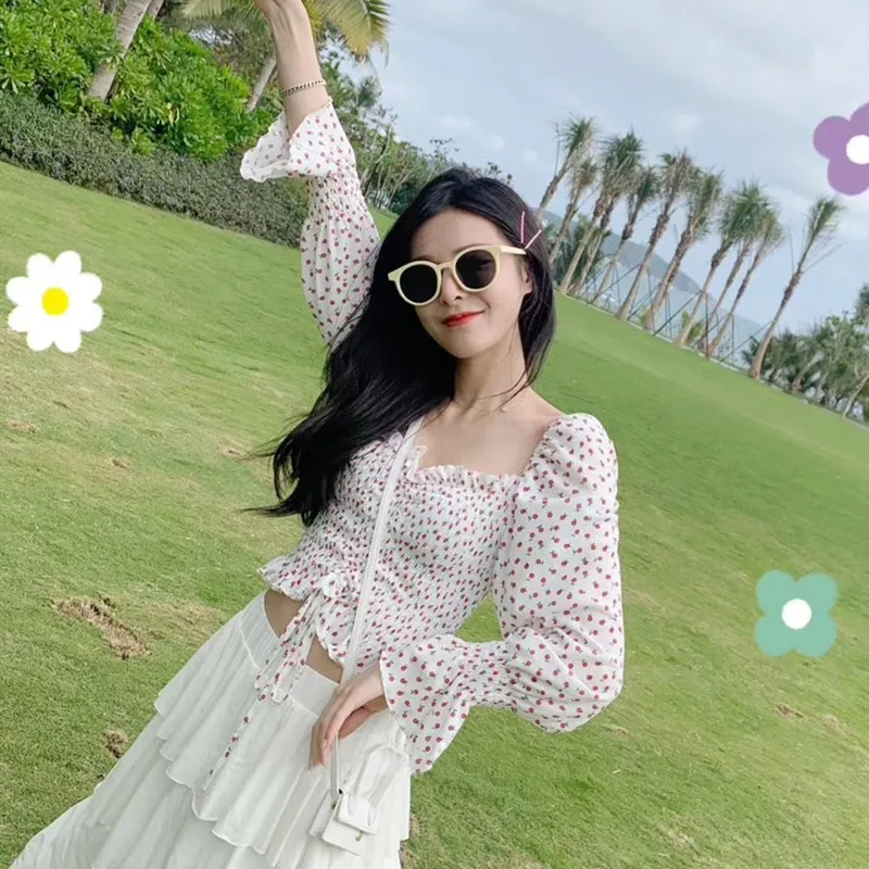 

Summer Sexy Long Sleeve Shirt Women Temperament Floral Print Square Collar Slim Short Blouse Tops