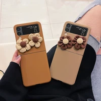 fashion cute retro fabric flowers phone case for samsung galaxy z flip 3 flip3 f7110 lovely hard back pc cover brown