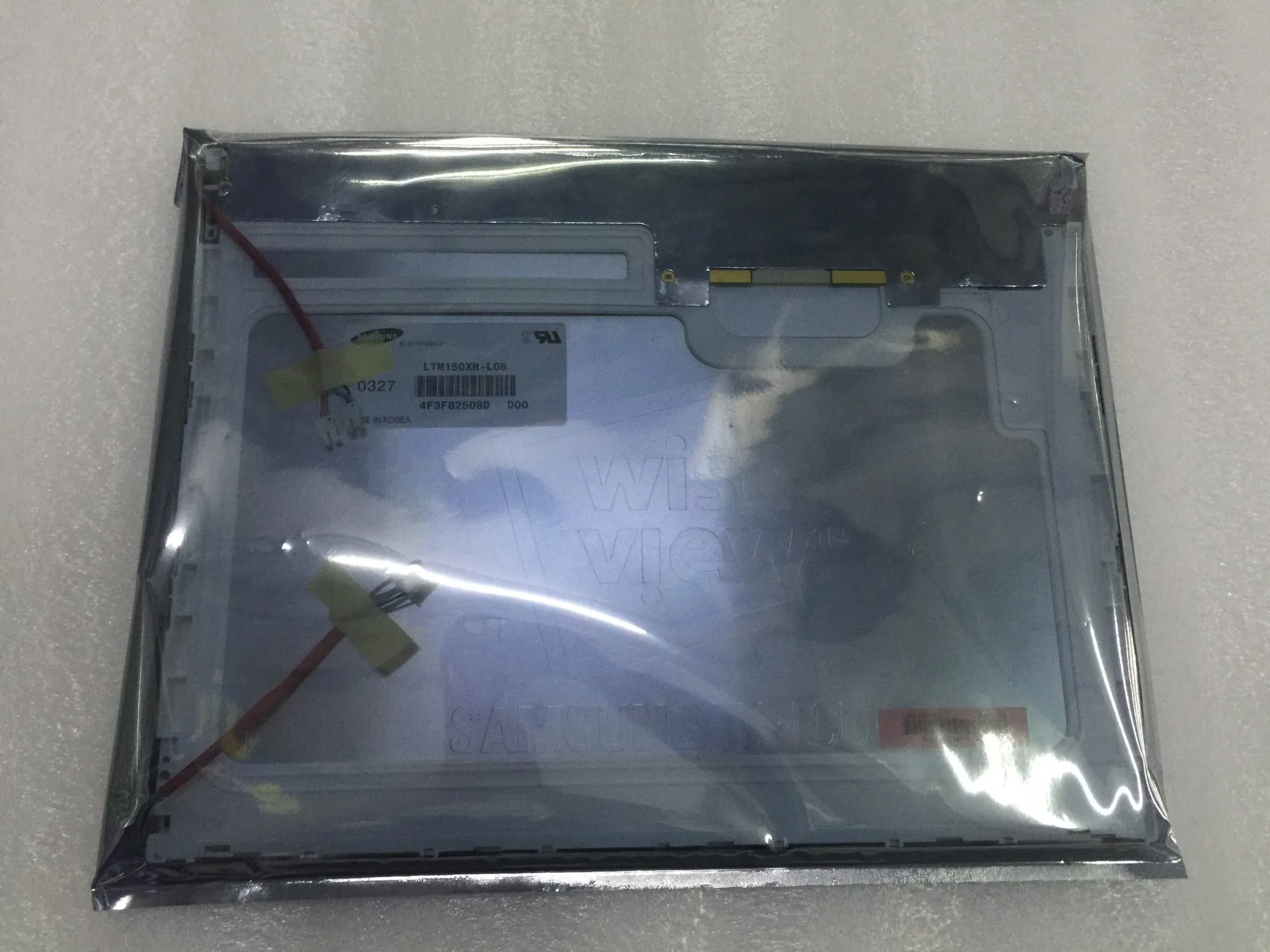 Industrial display LCD screen15-inch LTA150XH-L01 |
