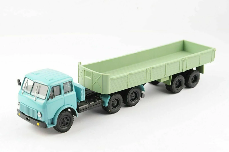 

Kid Model Toys for Boys 1/43 Scale Russia Truck Car HAW Kamaz MA3-515 MA3-5205 Car Russia Truck Model