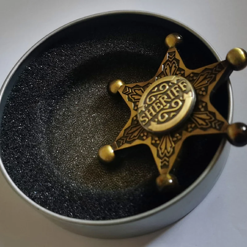 Значок шерифа с гироскопом для пальцев декомпрессионные игрушки снятия стресса
