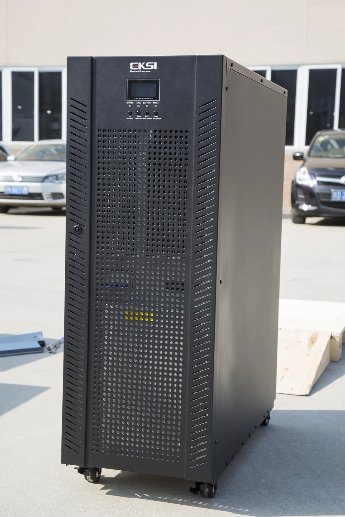 380VAC Online высокочастотный трехфазный ups 40 кВА источник питания цена с резервным
