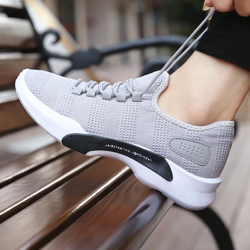 Кроссовки мужские сетчатые на шнуровке дышащие Вулканизированная подошва