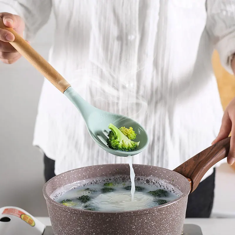 

11Pcs Silicone Kitchenware Cooking Utensils Set Non-stick Cookware Spatula Shovel Wooden Handle Home Kitchen Cooking Tools