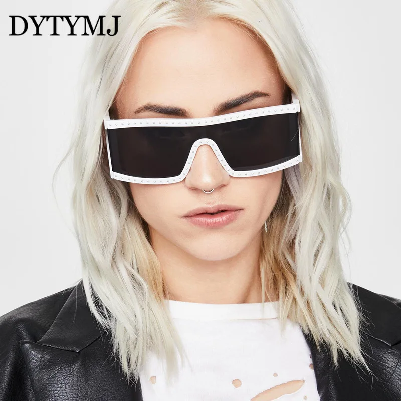 

DYTYMJ Siamese Square Sunglasses Women New Oversized Sun Glasses Women Retro Mirror Women Sunglasses Vintage Lentes De Sol Mujer