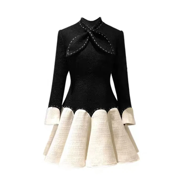 

2021 spring new designer temperament dress Slim black and white color matching bow prom dress retro wool fluffy dress