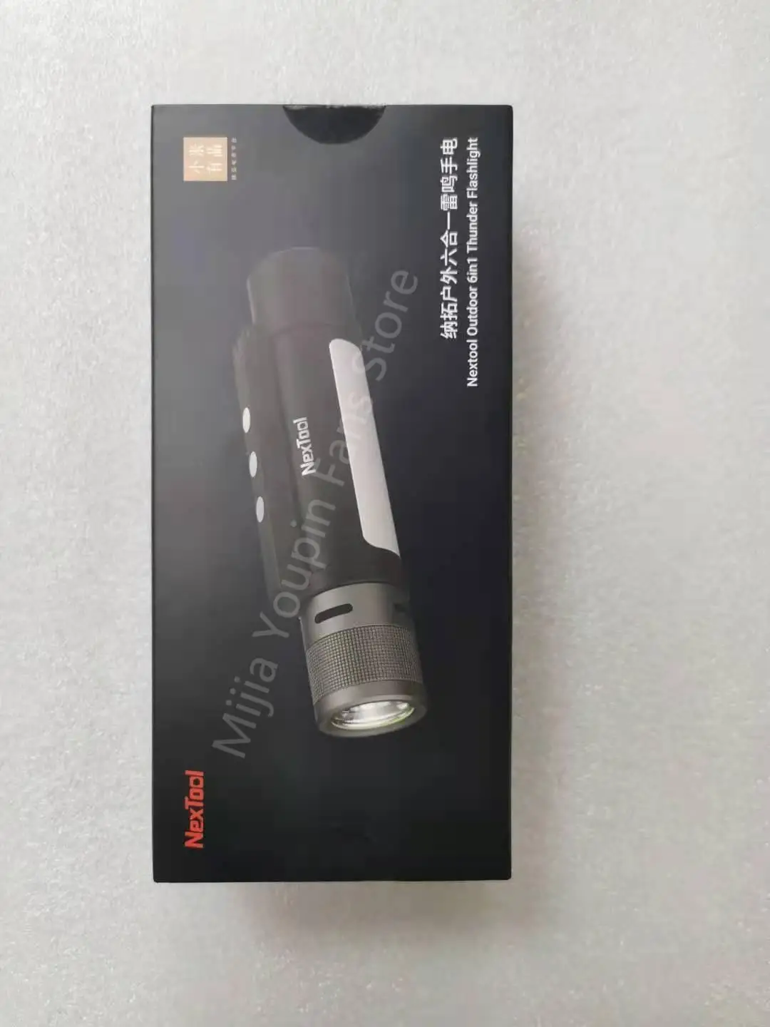 

NexTool Outdoor 6 in 1 LED Flashlight IPX4 level Waterproof With Audible Alarm Function Emergency PowerBank Emergency Light