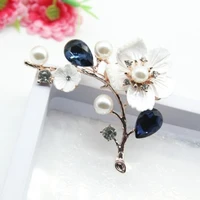 flower brooch pin imitation pearl blue crystal brooch unisex banquet trend accessories