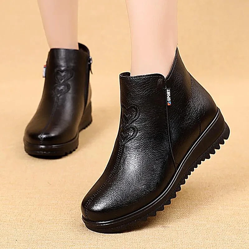 

Fahionable Mom Shoes Ladies Flat Heel Fur Boots Women's Winter Warm Shoes Black Leather Ankle Booties Woman Snow Boots 2022 New