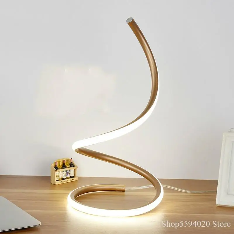 Современная простая прикроватная настольная лампа для спальни свадебной