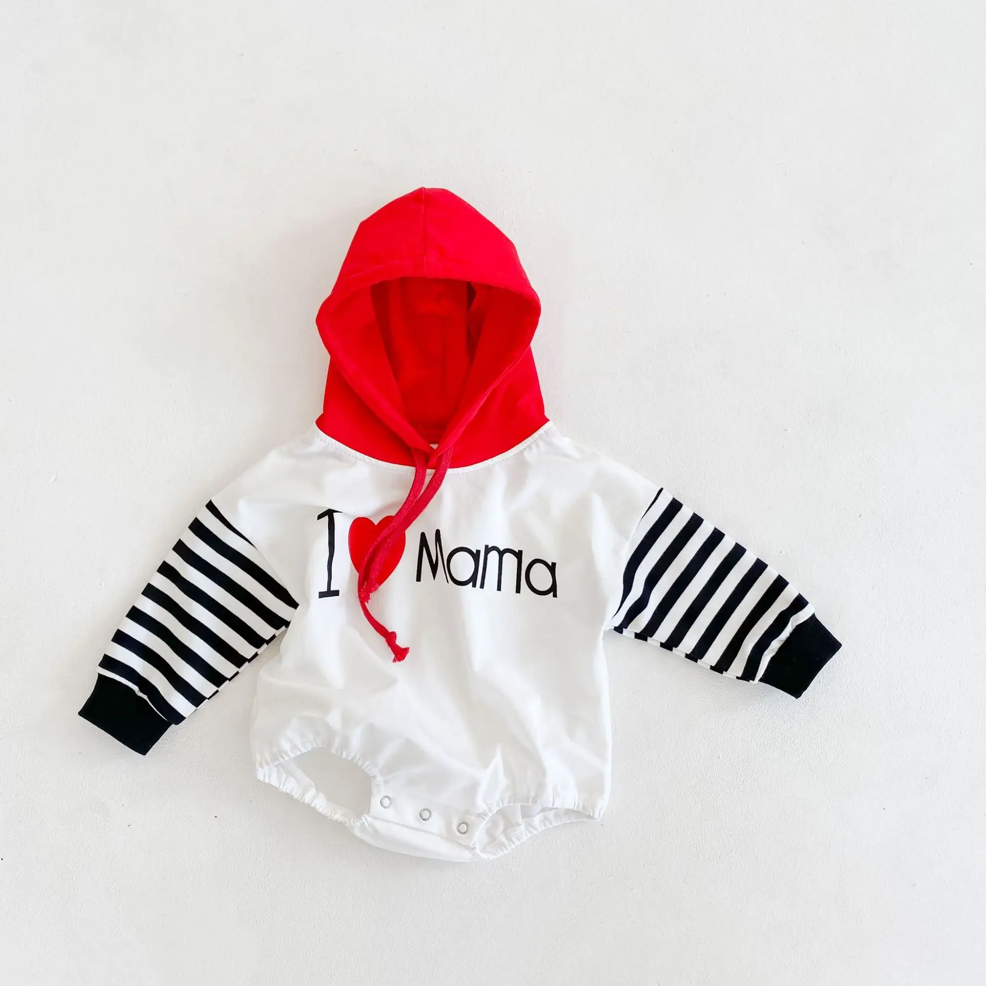 

Infant Bodysuit Spring Autumn Hooded Clothes Love Mama Print Jumpsuit Baby Boys Girls Stripe Sleeves Fashion Bodysuit Cute Color