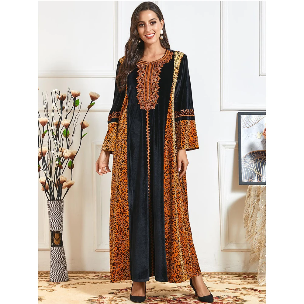 

Muslim Women Leopard Printed Long Dress Velvet Abaya Islamic Long Sleeve Embroidery Autumn Winter O-neck Maxi Robe Turkish Gown