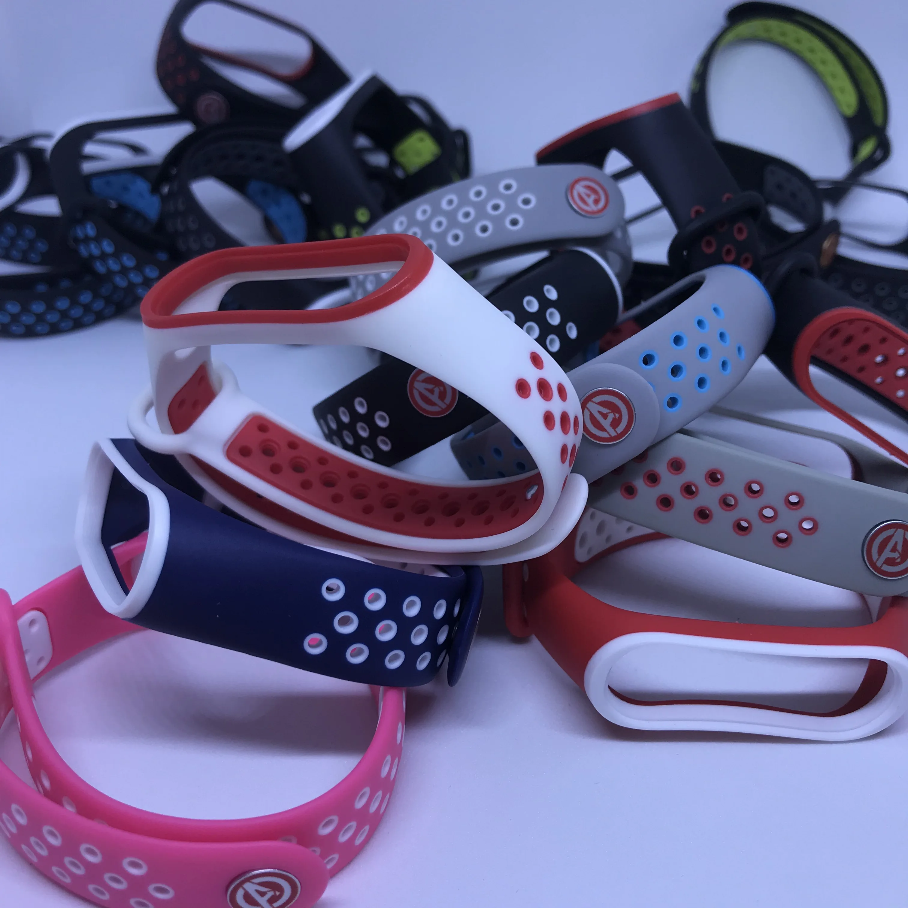 FIFATA NEW The Avengers Silicone Watch Strap For Xiaomi Mi Band 4 Xiaomi Mi Band 3 Smatr Watch Wristband Replace Accessories