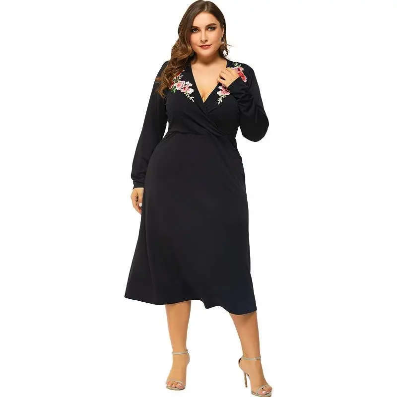 Женское платье средней длины Mostnica черное повседневное однотонное с глубоким