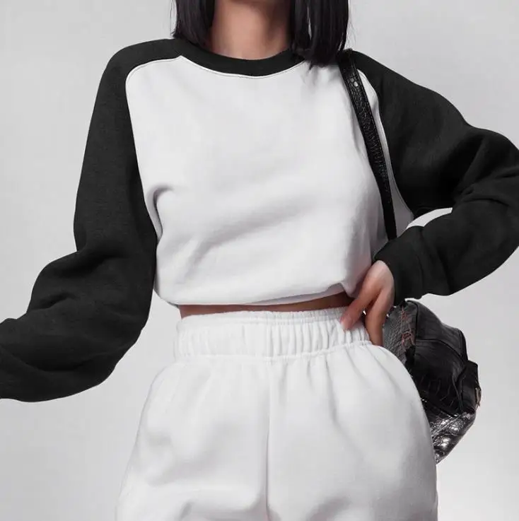 Женский свитер с флисовой вставкой толстовка составного кроя длинным рукавом