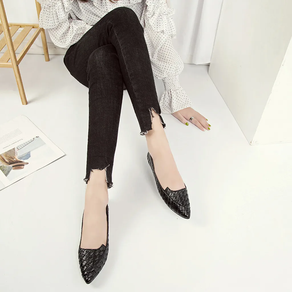 Женская обувь однотонная на плоской подошве в клетку для девочек большие размеры