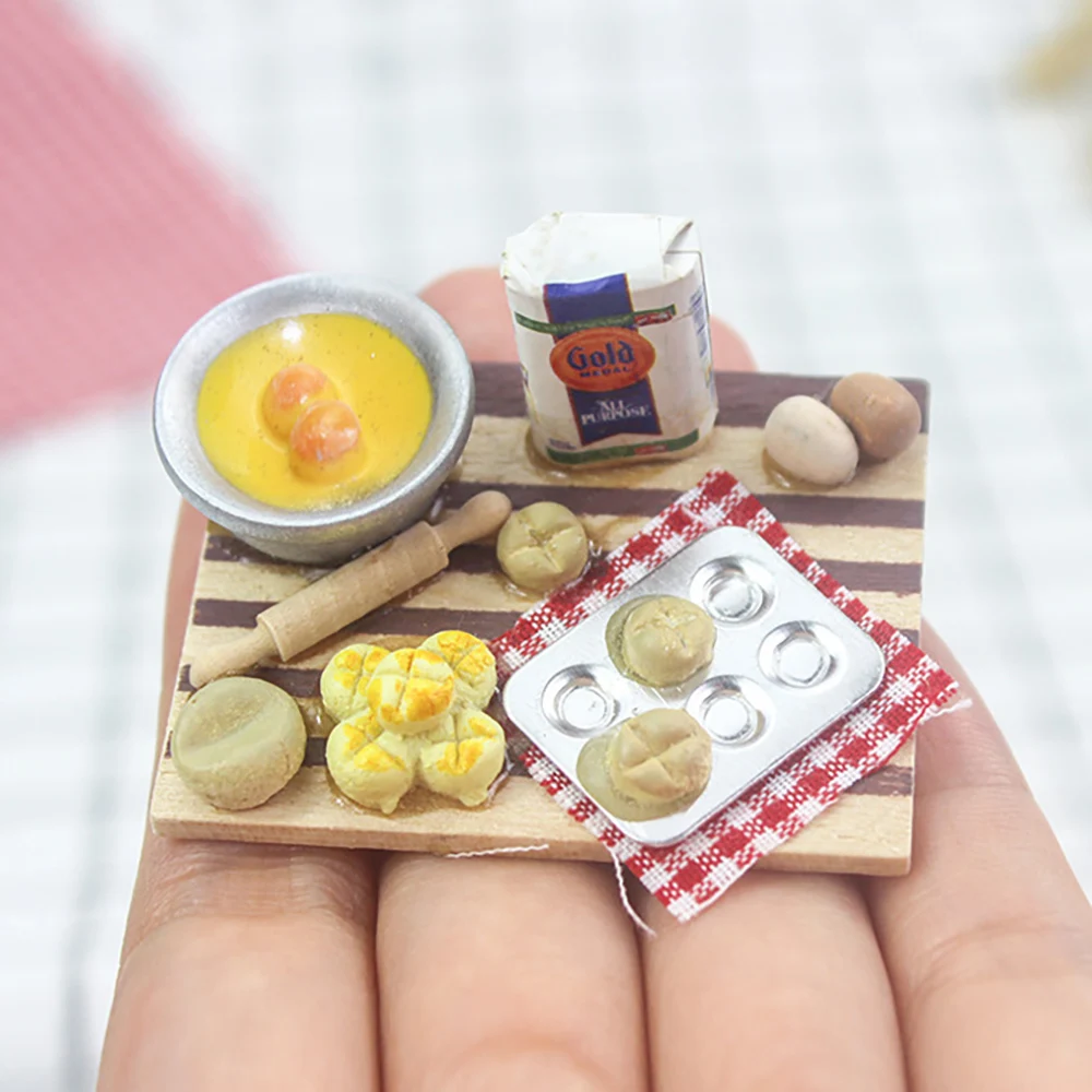 

Миниатюрные аксессуары для кукольного домика 1/12, миниатюрная модель для изготовления десертов и хлеба, имитация кухонной сцены для украшен...