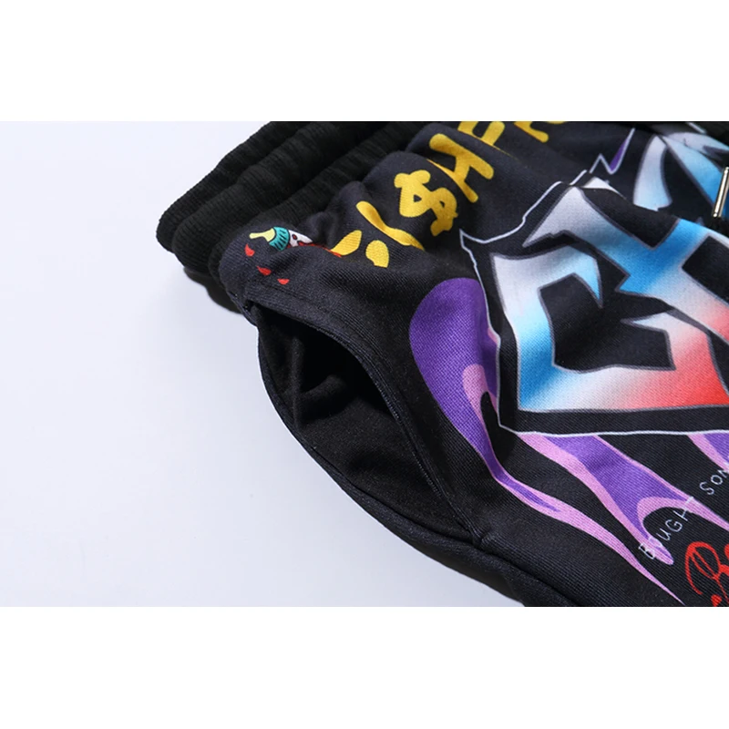 

Men Cartoon Graffiti Print Shorts Elastic Waist Streetwear Hip Hop Sports Shorts Men's Casual Spandex Shorts Summer Beach Shorts